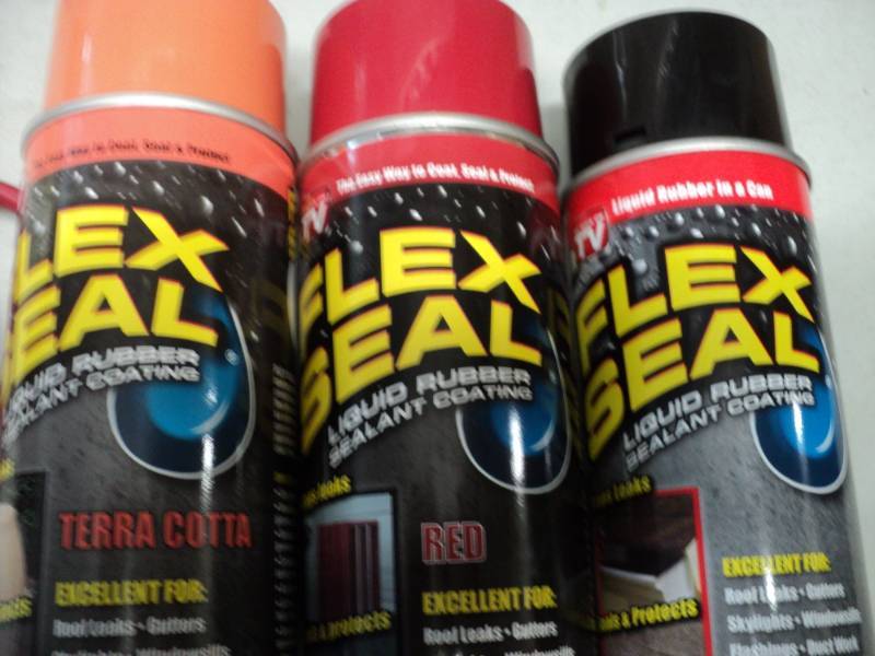 lot 15 image: 3 Cans Flex Seal retail $12.99 eac...