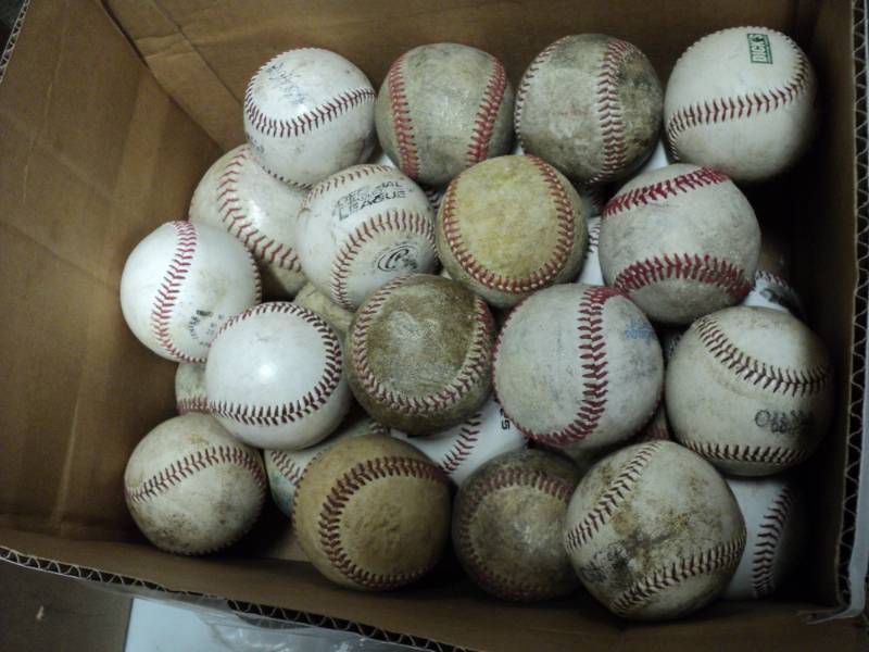 lot 31 image: 30 Baseballs...