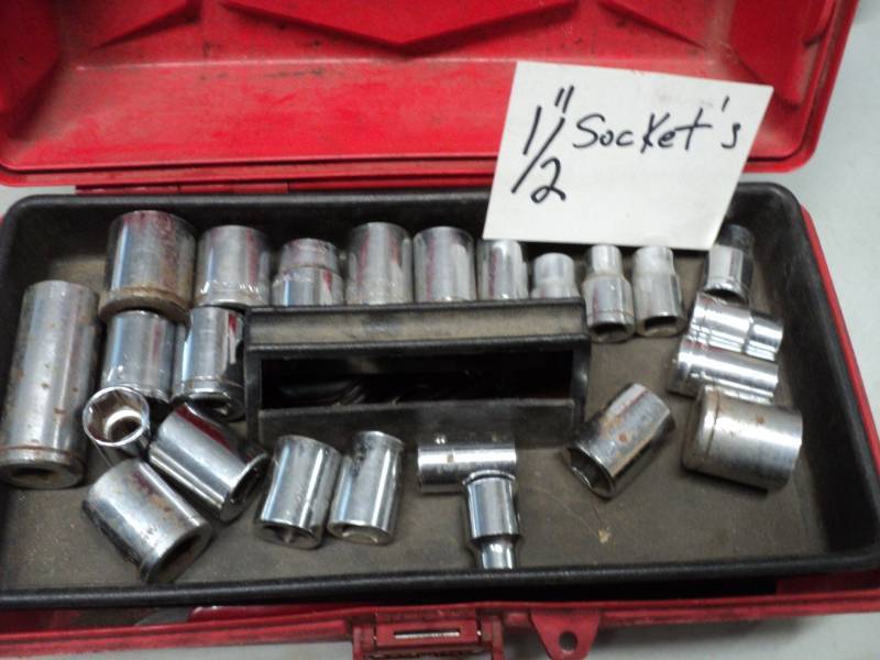 lot 40 image: Tool Box with contents...
