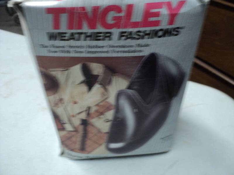 lot 57 image: Tingley Weather Fashions Storm Rubb...