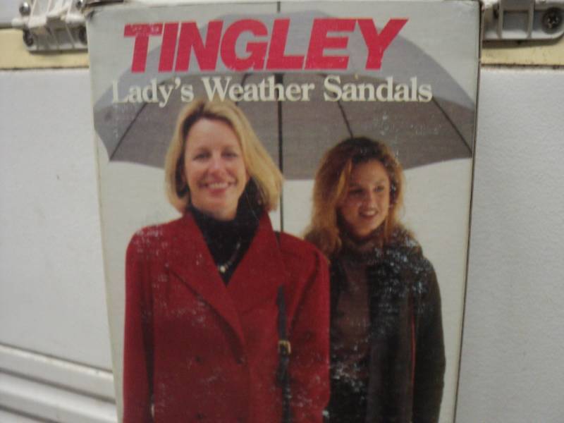 lot 60 image: Tingley Weather Fashions Lady Stret...