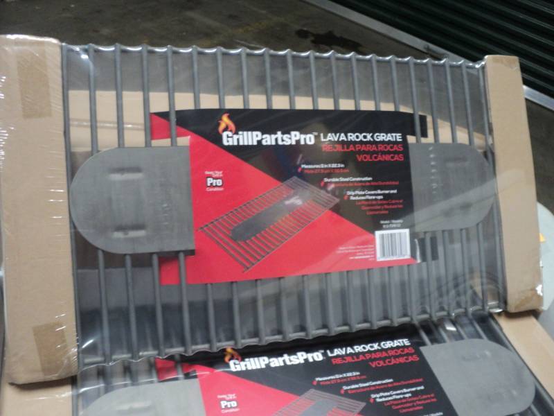 lot 83 image: Case of 4 Grill Parts Pro Lavarock ...