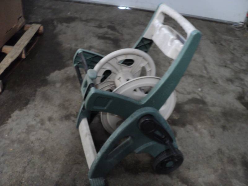 lot 89 image: Hose Reel...