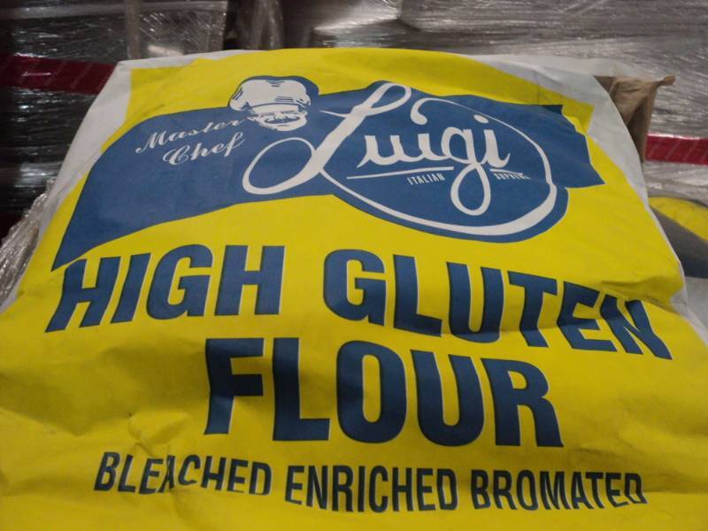 lot 147 image: 50 lb Bag Luigi High Gluten Flour...