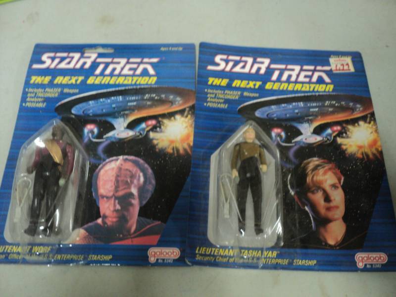 lot 219 image: Star Trek The Next Generation Posea...