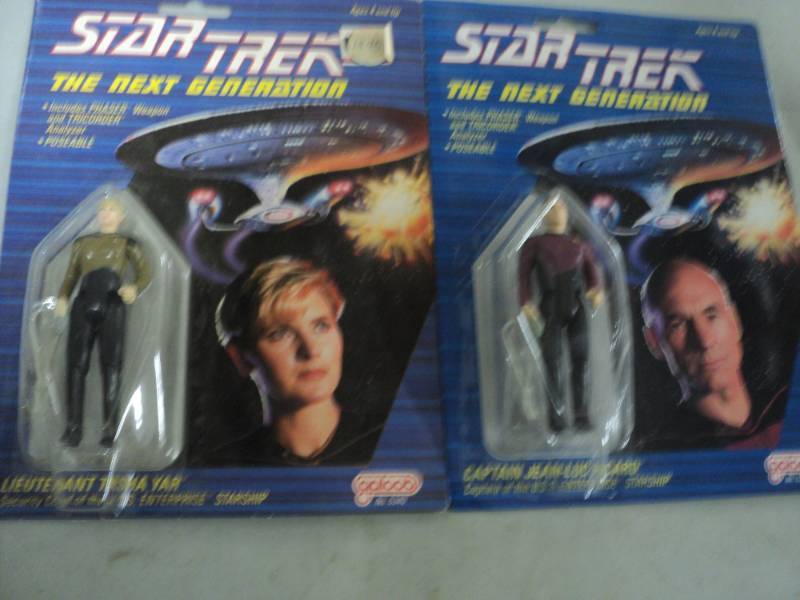 lot 223 image: Star Trek The Next Generation Posea...