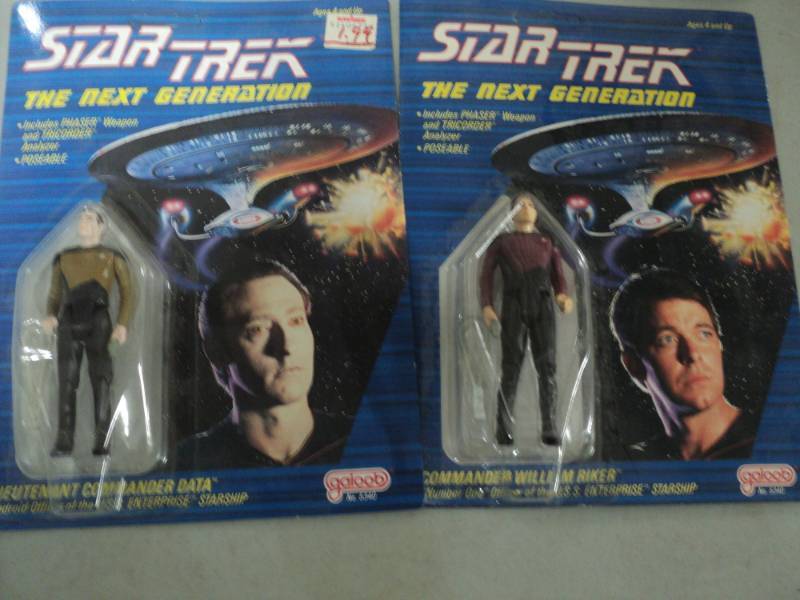 lot 225 image: Star Trek The Next Generation Posea...