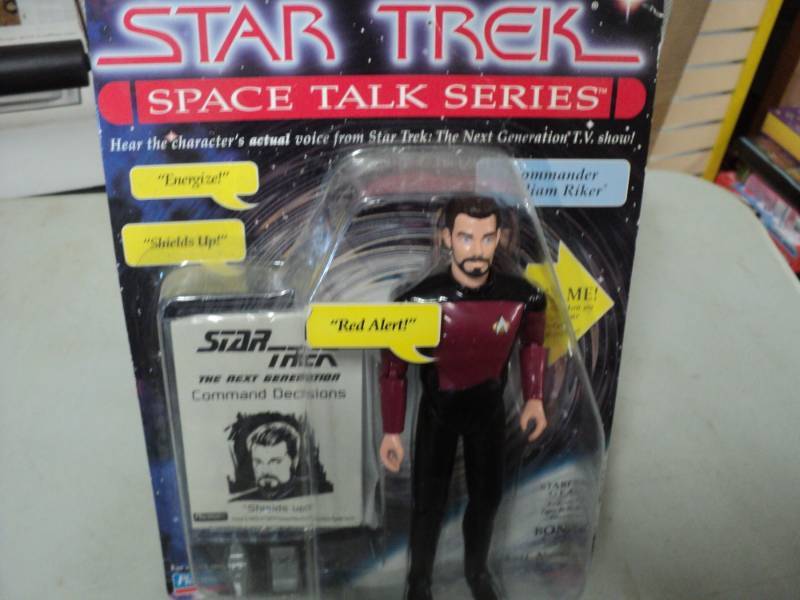 lot 239 image: Star Trek Collectibles...