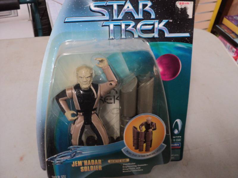 lot 243 image: Star Trek Collectibles...