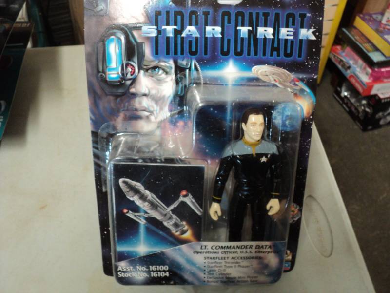 lot 249 image: Star Trek Collectibles...