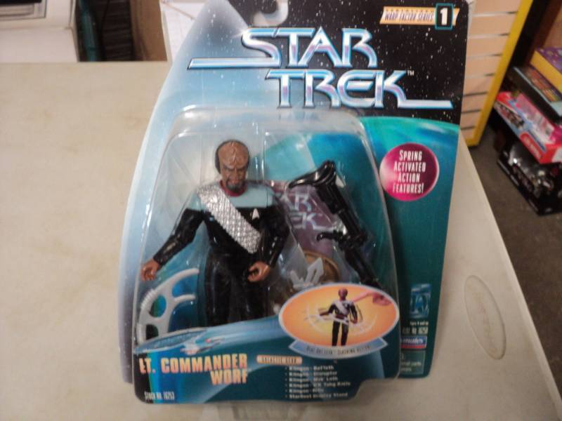 lot 266 image: Star Trek Collectibles...