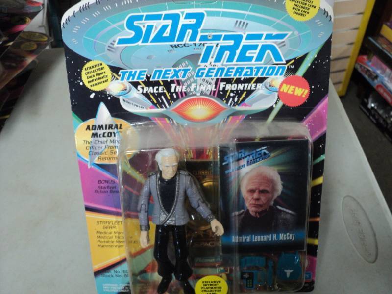 lot 269 image: Star Trek Collectibles...