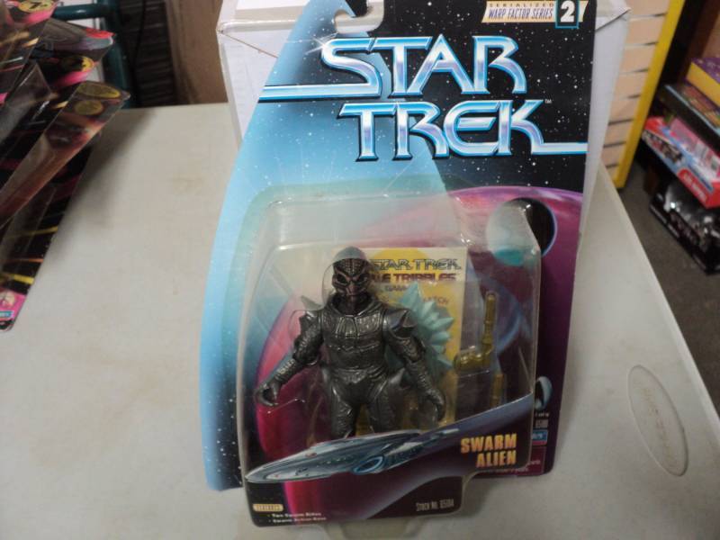 lot 272 image: Star Trek Collectibles...