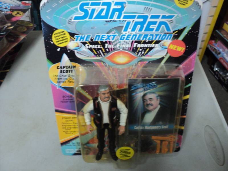 lot 276 image: Star Trek Collectibles...