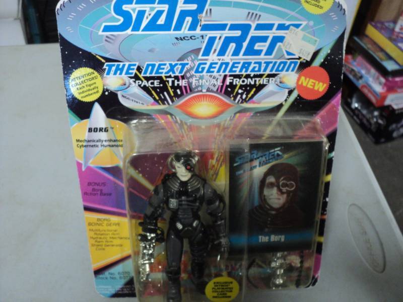 lot 283 image: Star Trek Collectibles...