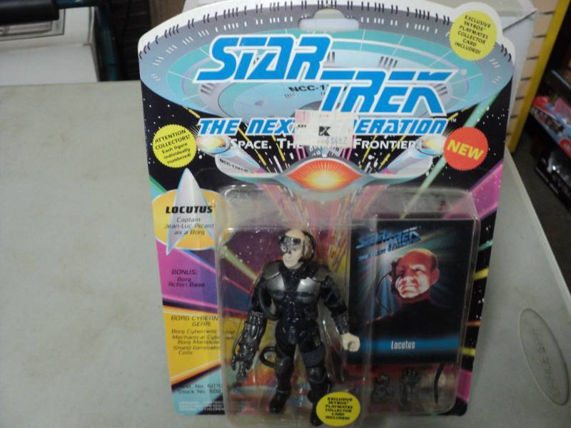 lot 286 image: Star Trek Collectibles...