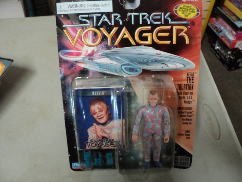 lot 288 image: Star Trek Collectibles...