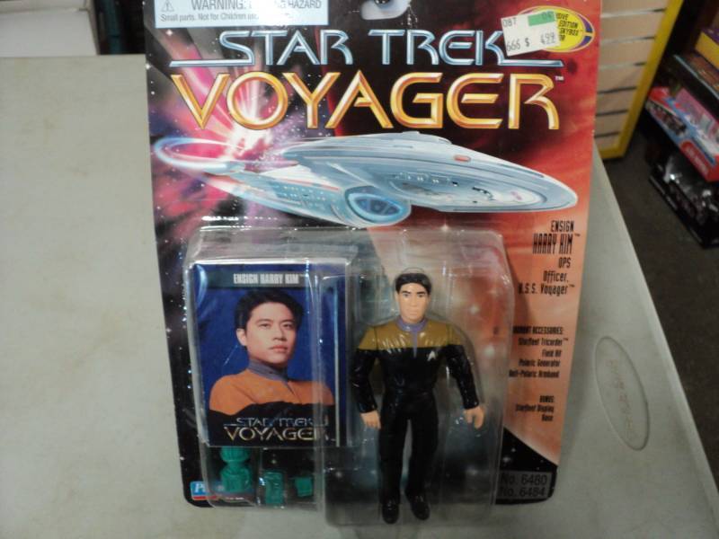 lot 293 image: Star Trek Collectibles...