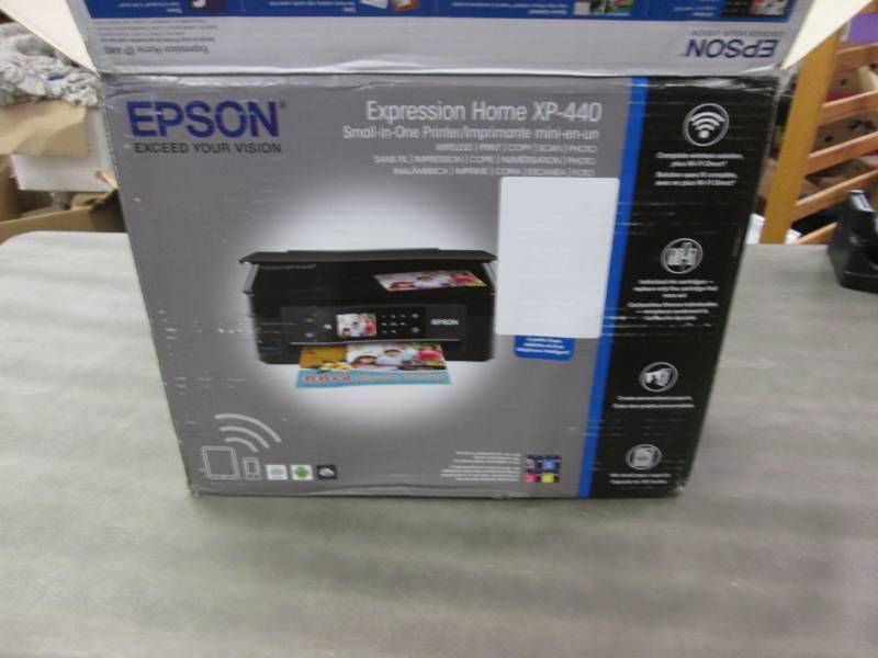 lot 19 image: Epson Expression Home XP-440 Wirele...