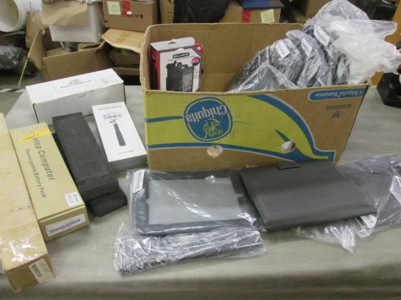 lot 42 image: Selfie Stick, Rechargeable Tablet P...