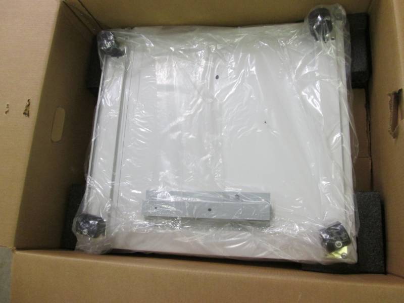 lot 70 image: HD Rolling Base...