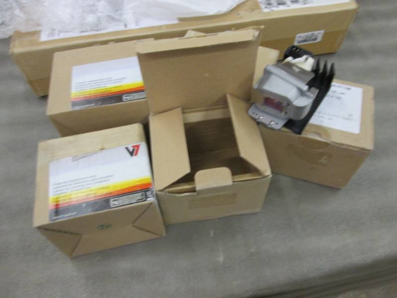 lot 147 image: 5 Assorted Projector Lamps...