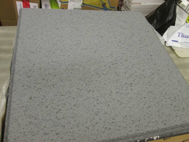 lot 151 image: 7 Cases USG 414 Frost ClimaPlus Cei...