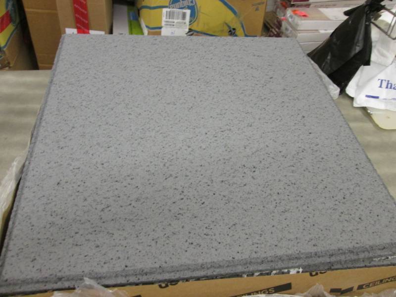 lot 152 image: 7 Cases USG 414 Frost ClimaPlus Cei...