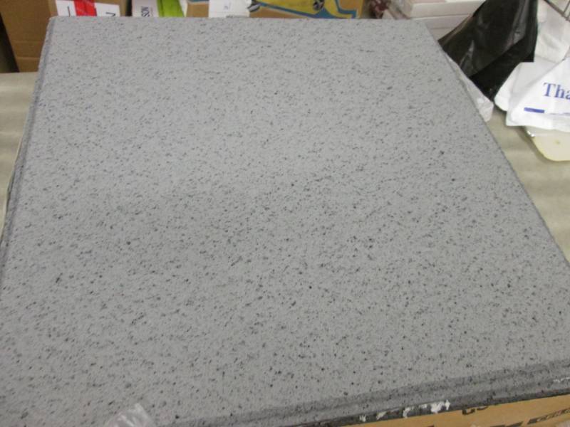 lot 154 image: 7 Cases USG 414 Frost ClimaPlus Cei...