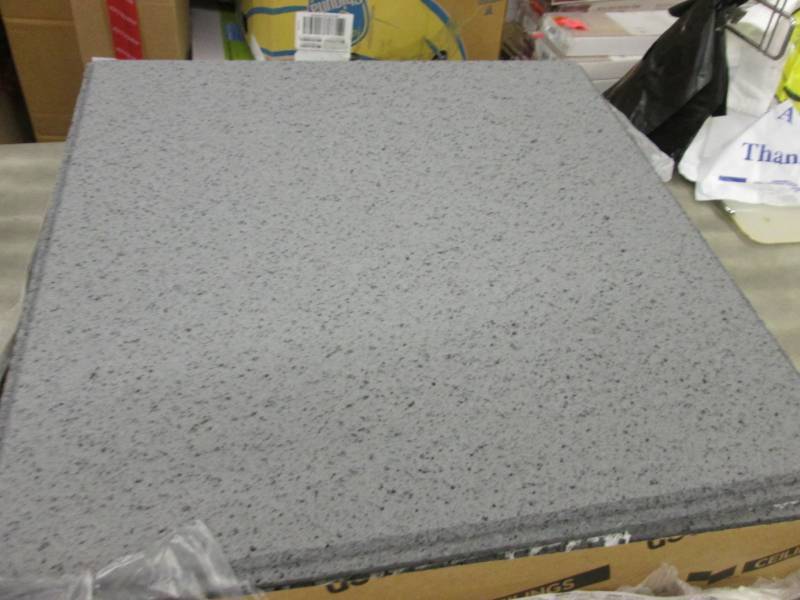 lot 155 image: 7 Cases USG 414 Frost ClimaPlus Cei...