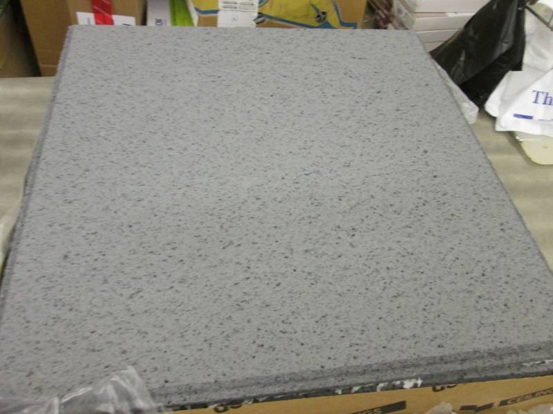 lot 161 image: 7 Cases USG 414 Frost ClimaPlus Cei...