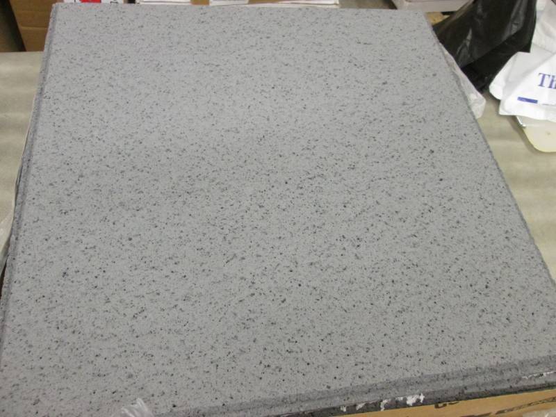 lot 162 image: 7 Cases USG 414 Frost ClimaPlus Cei...