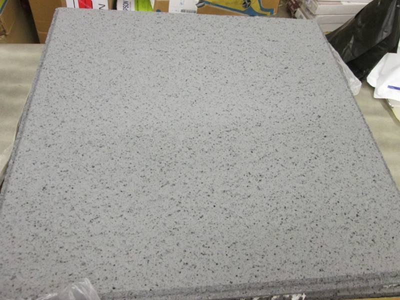 lot 164 image: 7 Cases USG 414 Frost ClimaPlus Cei...