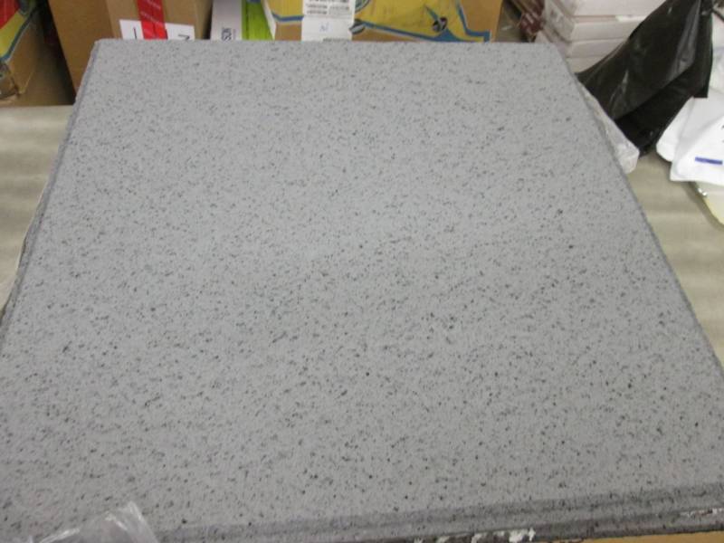 lot 166 image: 7 Cases USG 414 Frost ClimaPlus Cei...