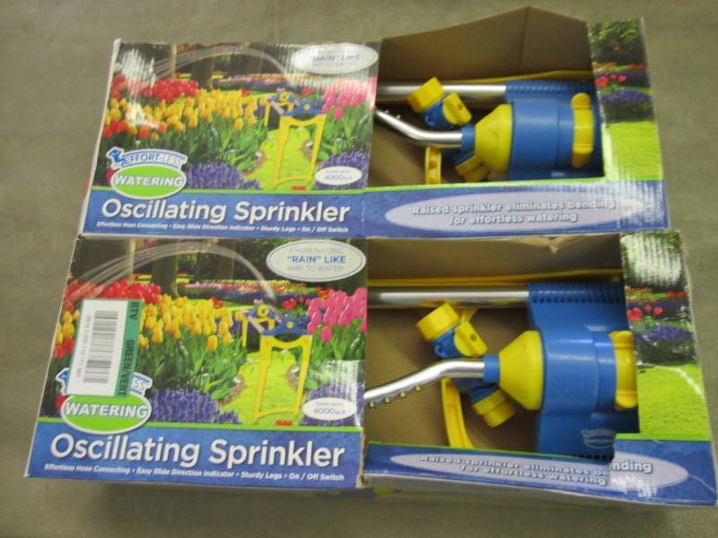 lot 265 image: Lot of 2 Oscillating Sprinklers wit...