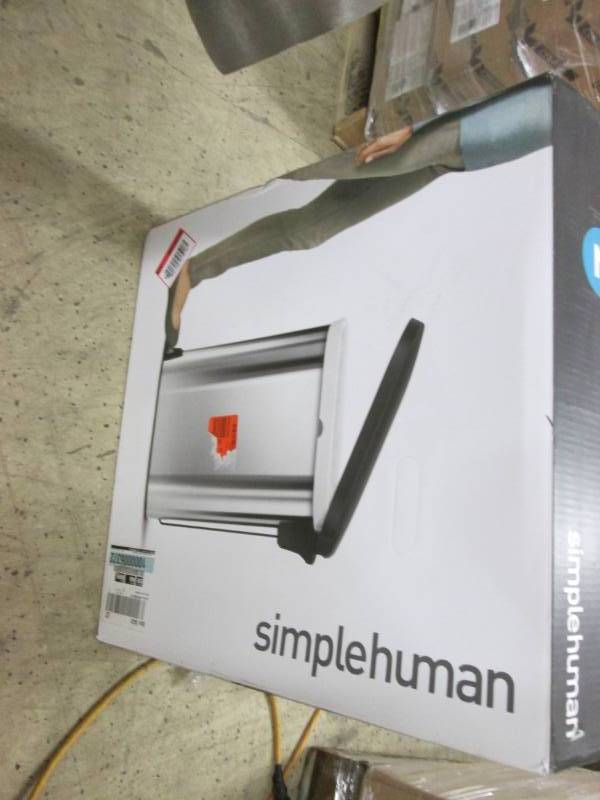 lot 308 image: simplehuman 45-Liter Fingerprint-Pr...