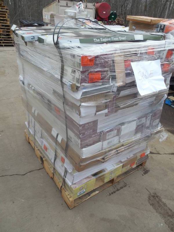 PALLET LOT OF FLOORING ITEMS