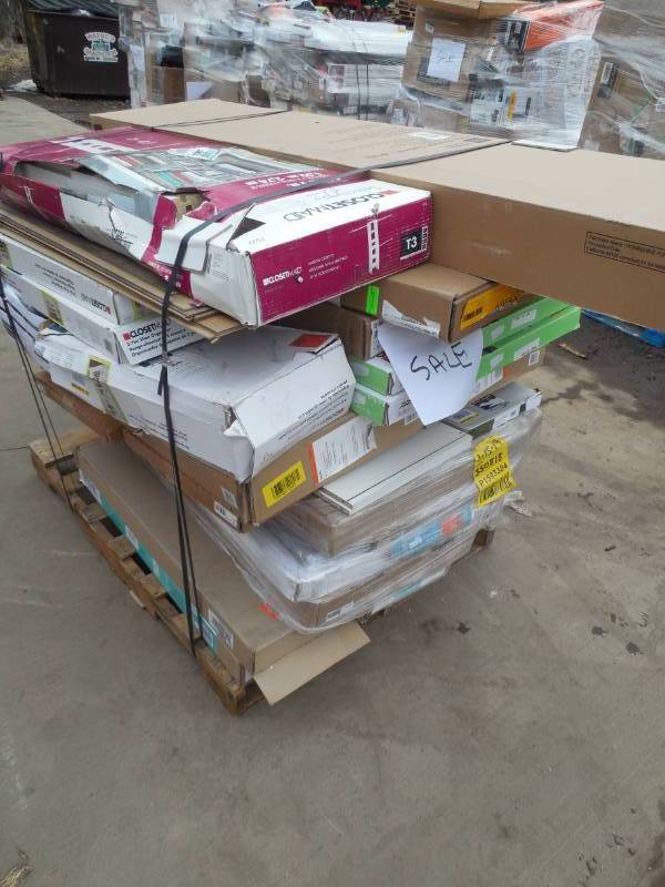 PALLET LOT OF GENERAL MERCHANDISE , TOOLS & HARDWARE