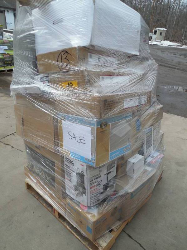 PALLET LOT OF GENERAL MERCHANDISE , TOOLS & HARDWARE