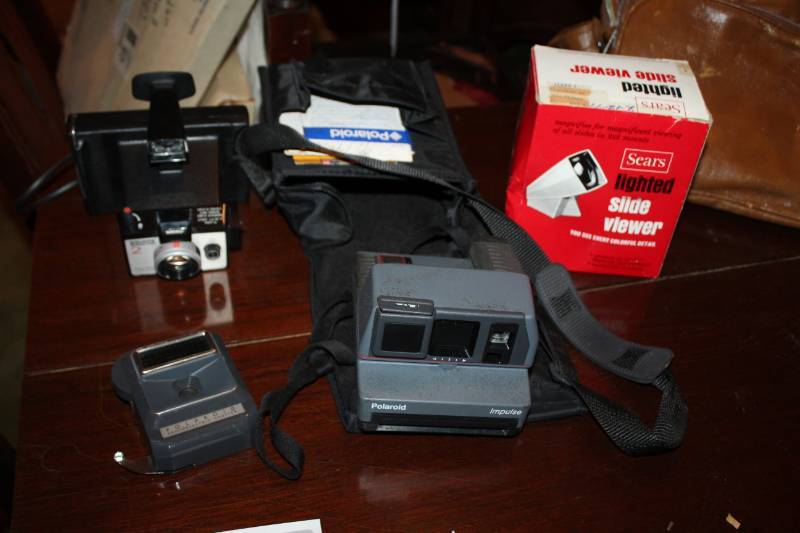 lot 23 image: Polaroid Square Shooter 2 Land Camera, Impulse Camera