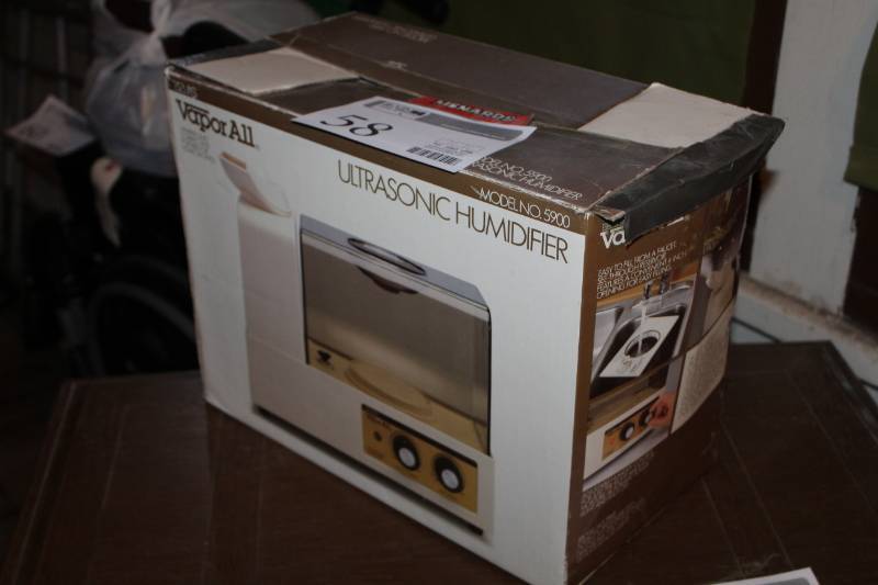 lot 58 image: VaporAll Ultrasonic Humidifier