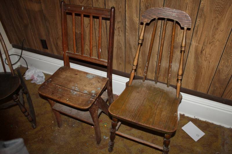 lot 94 image: Wood Dining Chairs