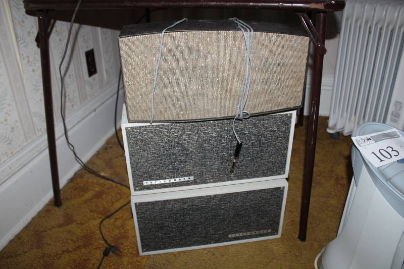 lot 110 image: Telefunken Bookshelf Speakers