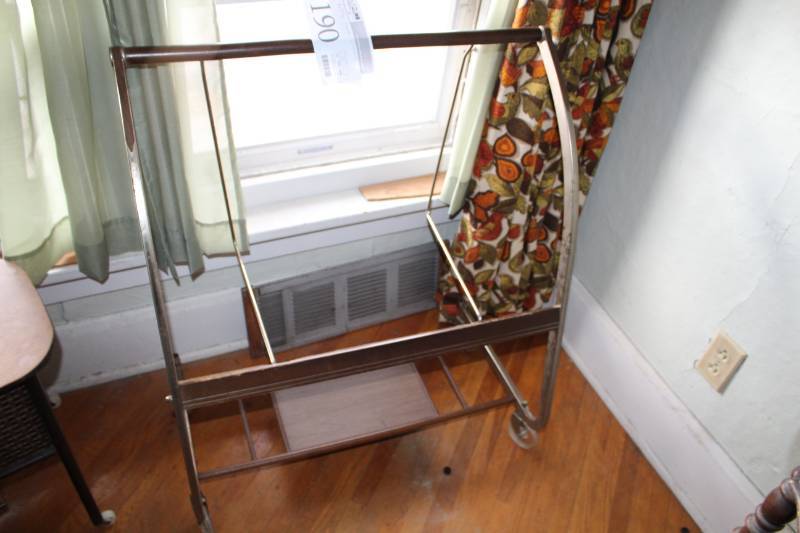 lot 190 image: Rolling Clothes Cart