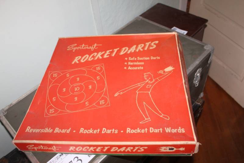 lot 198 image: Sportscraft Rocket Darts