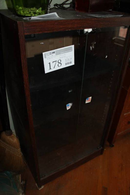 lot 178 image: Entertainment Cabinet with 2-Glass Doors, 3-Adjustable Shelves