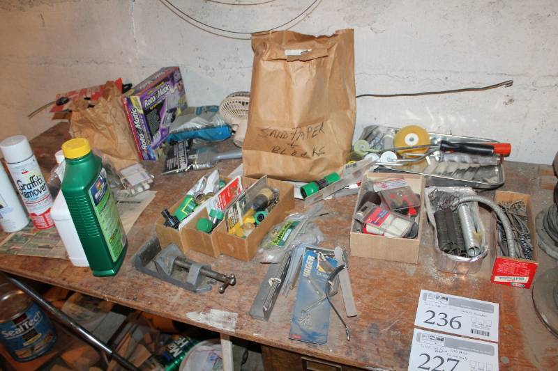 lot 236 image: Miscellaneous Hardware, Hand Tools
