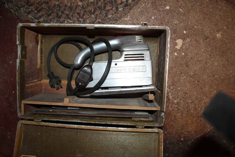 lot 228 image: Craftsman SanderPolisher