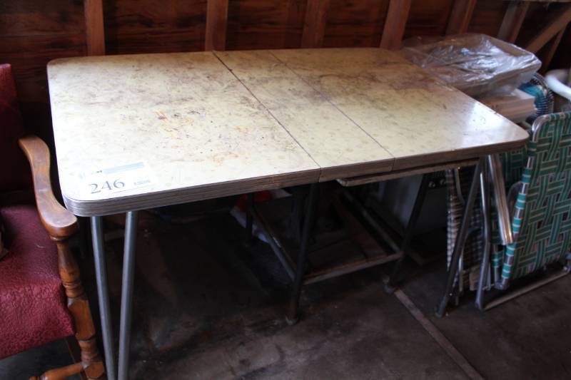 lot 246 image: Metal Kitchen Table