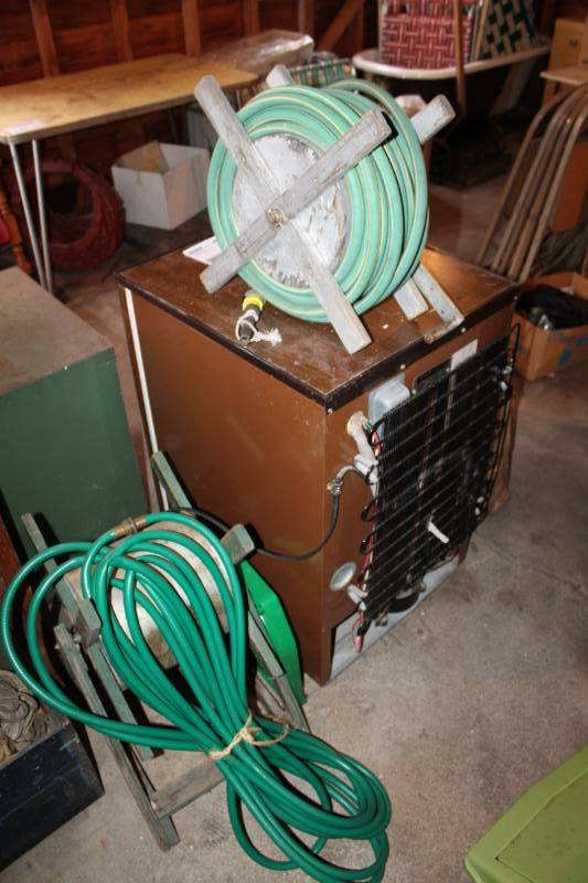 lot 277 image: Garden Hose Reels, Garden Hoses